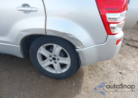 2006 Suzuki Grand Vitara Luxury z USA, uszkodzony, nr VIN JS3TE947264102560